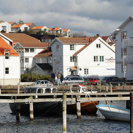 Grebbestads Vandrarhem Eksteriør billede